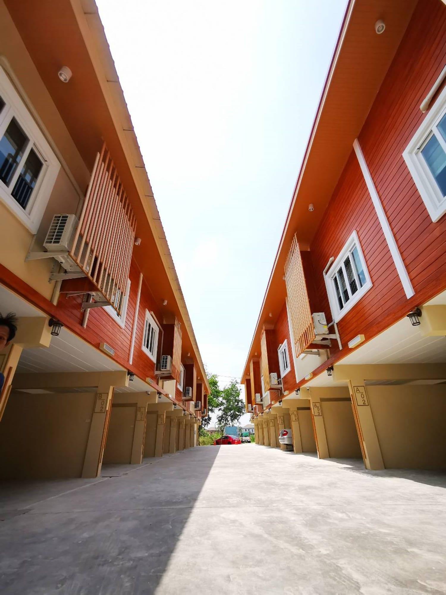 Triple Trees Hotel Pathum Thani Eksteriør billede